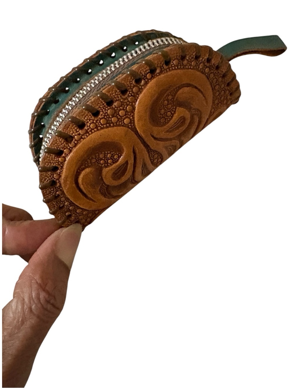✨ Gorgeous Vintage Hand-Tooled Leather Coin Purse ✨
